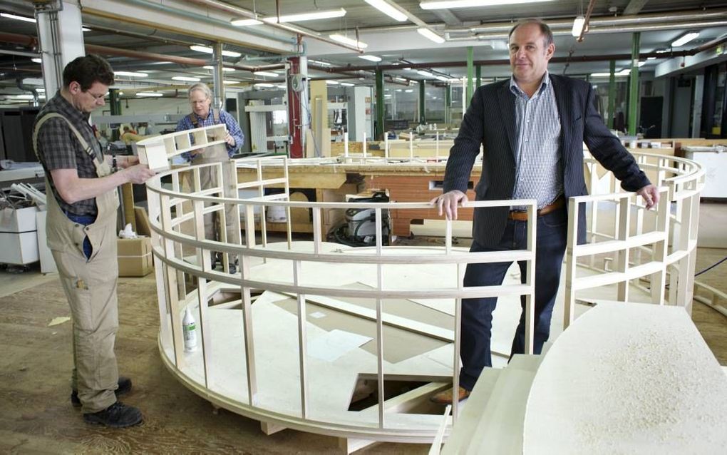 Directeur Dick Hoogendoorn is trots op het maatwerk dat zijn medewerkers leveren. Foto Sjaak Verboom