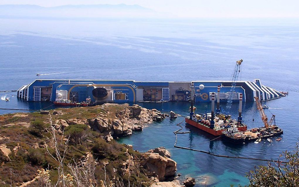 Berging Costa Concordia. Foto EPA