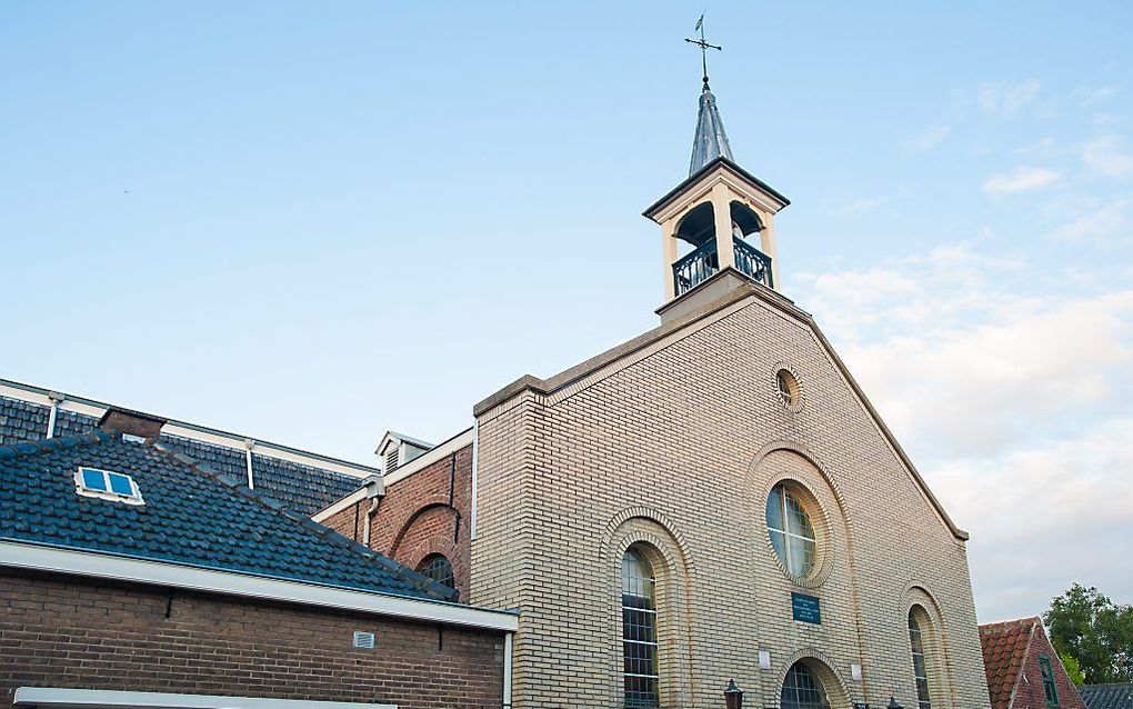 Het kerkgebouw van de Oud Gereformeerde Gemeente in Nederland te Sint Philipsland. Foto Wim van Vossen