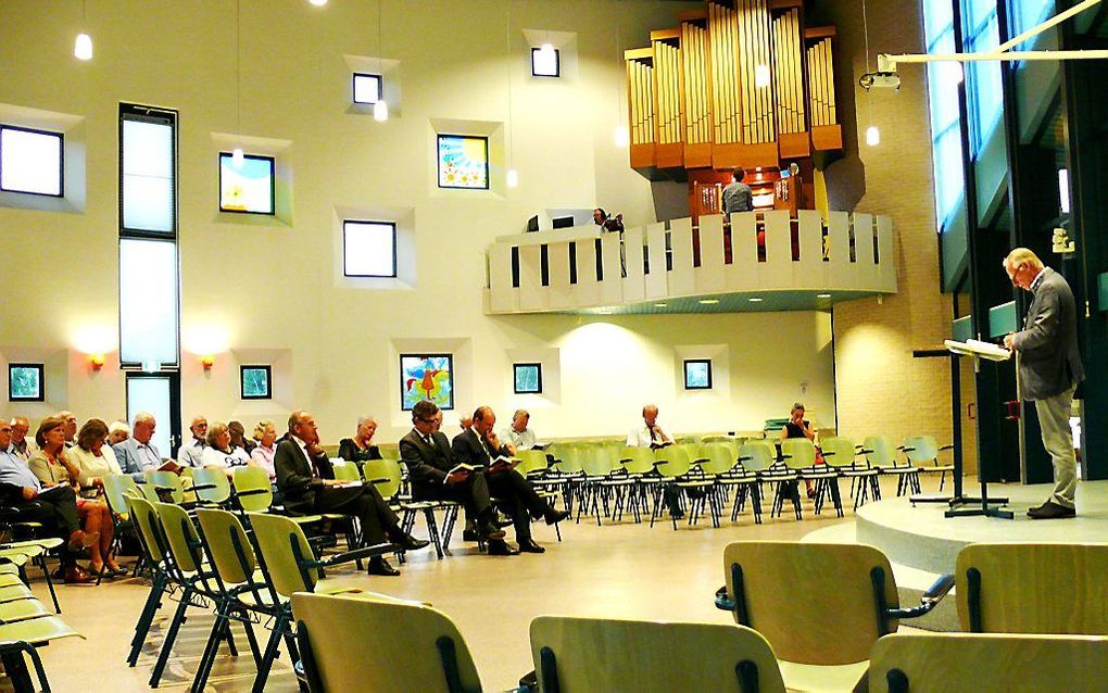 Belangstellenden bij het Gereformeerd Appel in Amersfoort. Foto RD