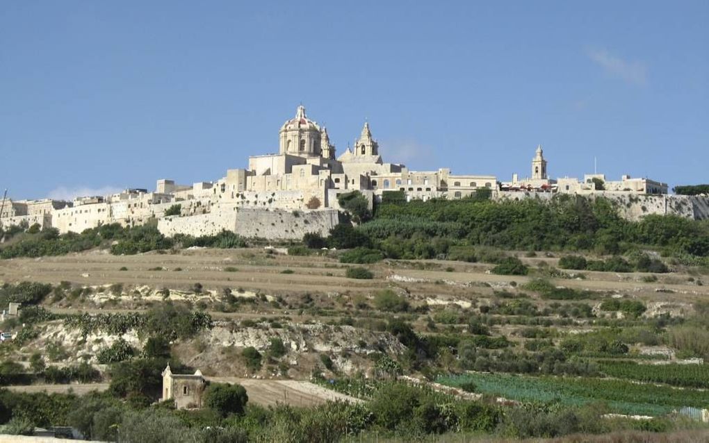 De middeleeuwse hoofdstad Mdina rijst op boven het eiland. Foto Johan Snel