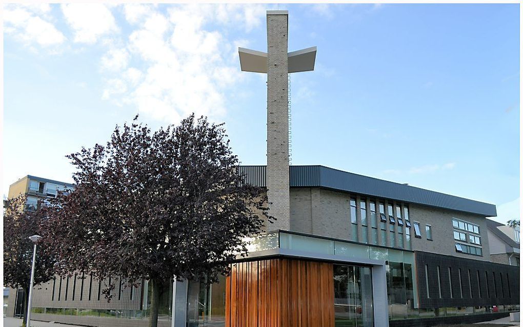 Het kerkgebouw van de gereformeerde gemeente te Zwijndrecht. Foto RD