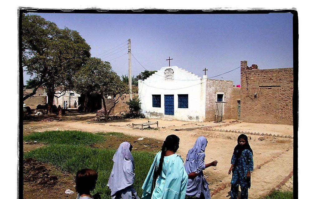 Een kerkje op het platteland van Pakistan. Foto Sjaak Verboom