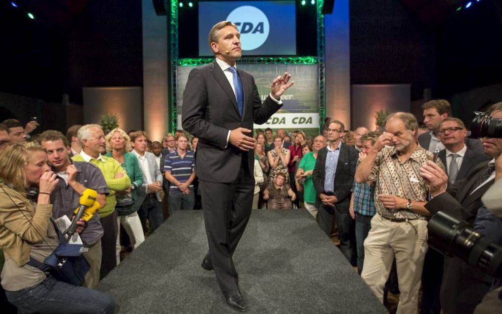 CDA-lijsttrekker Buma sprak op de verkiezingsavond vorige week woensdag zijn teleurgestelde achterban toe. Foto ANP