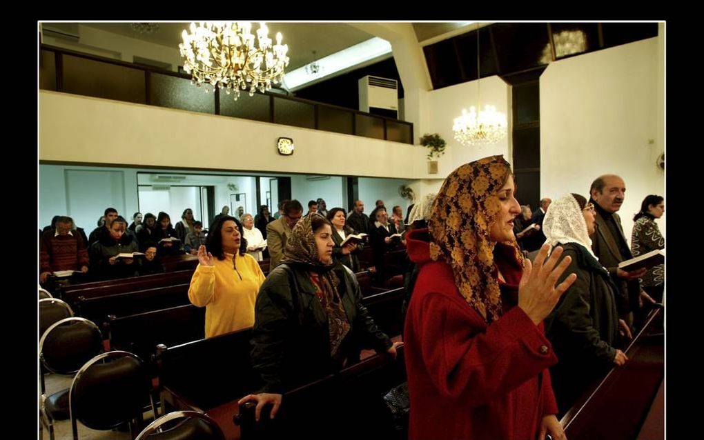 Jordanië kent, ondanks het relatief tolerante minderhedenbeleid, een groeiende emigratie van christenen. De Jordaanse staat ziet de hoogopgeleide christenen met lede ogen vertrekken. Foto RD, Sjaak Verboom