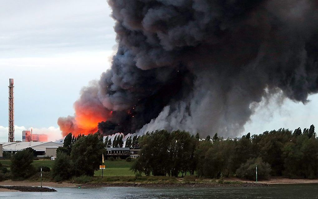 Brand Krefeld. Foto EPA