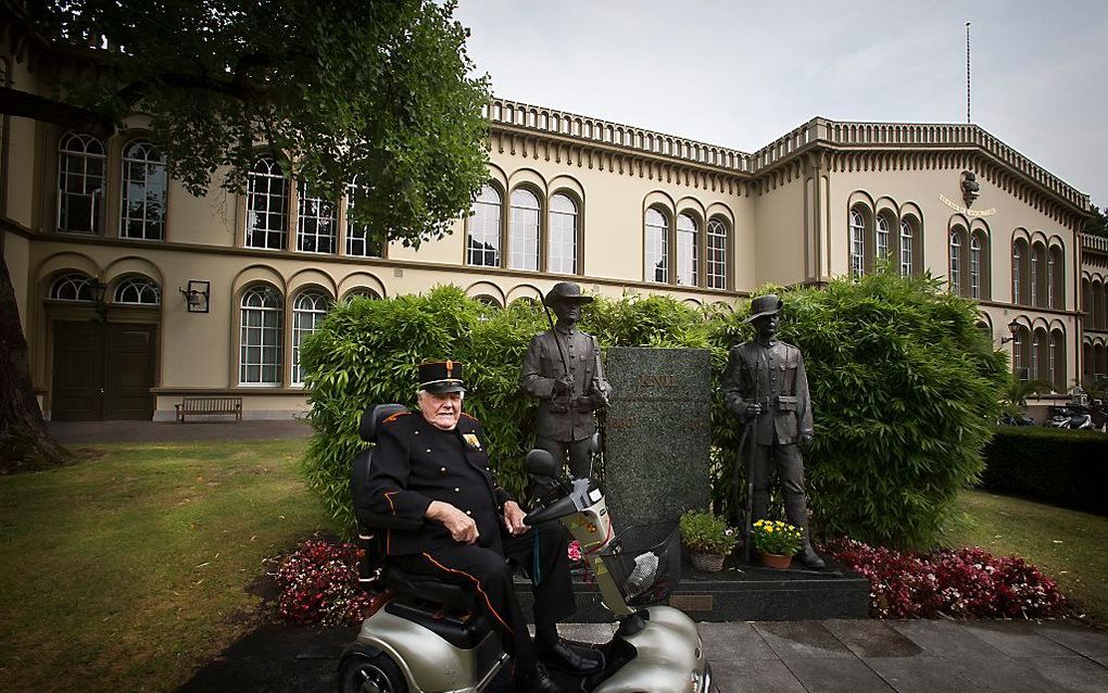 Het hart van landgoed Bronbeek klopt in het verzorgingshuis voor veteranen, die hier in militaire sfeer hun levensavond delen. Foto Henk Visscher