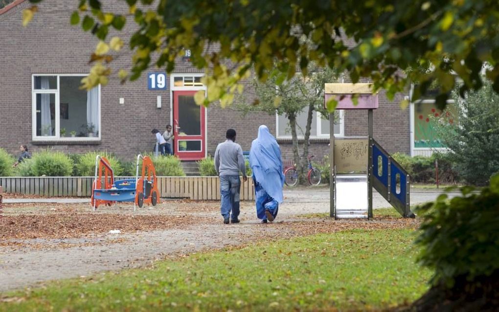 „Toenemende immigratie stelt ons demografisch, sociaal en economisch voor vrijwel onoplosbare problemen. De maakbare samenleving dreigt binnen afzienbare tijd aan haar eigen ‘succes’ ten onder te gaan.” Foto ANP