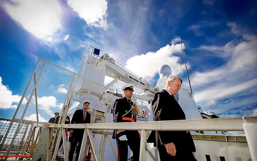 Minister Hillen van Defensie (R). Foto ANP