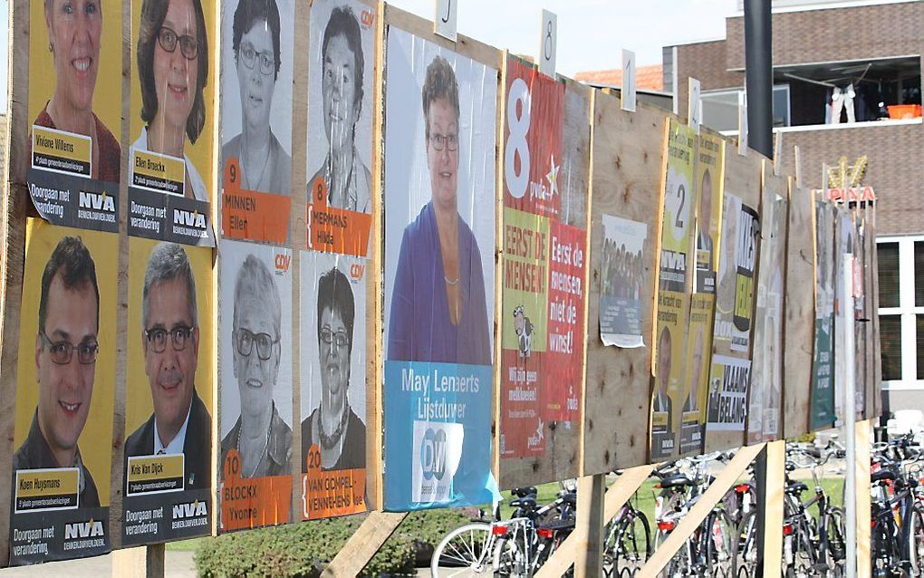 In het Vlaamse Dessel, een gemeente in de Kempen met ruim 9000 inwoners, behaalde de Vlaams-nationalistische N-VA in 2006 een absolute meerderheid. Nergens in Vlaanderen werd de partij zo groot. Foto EPA