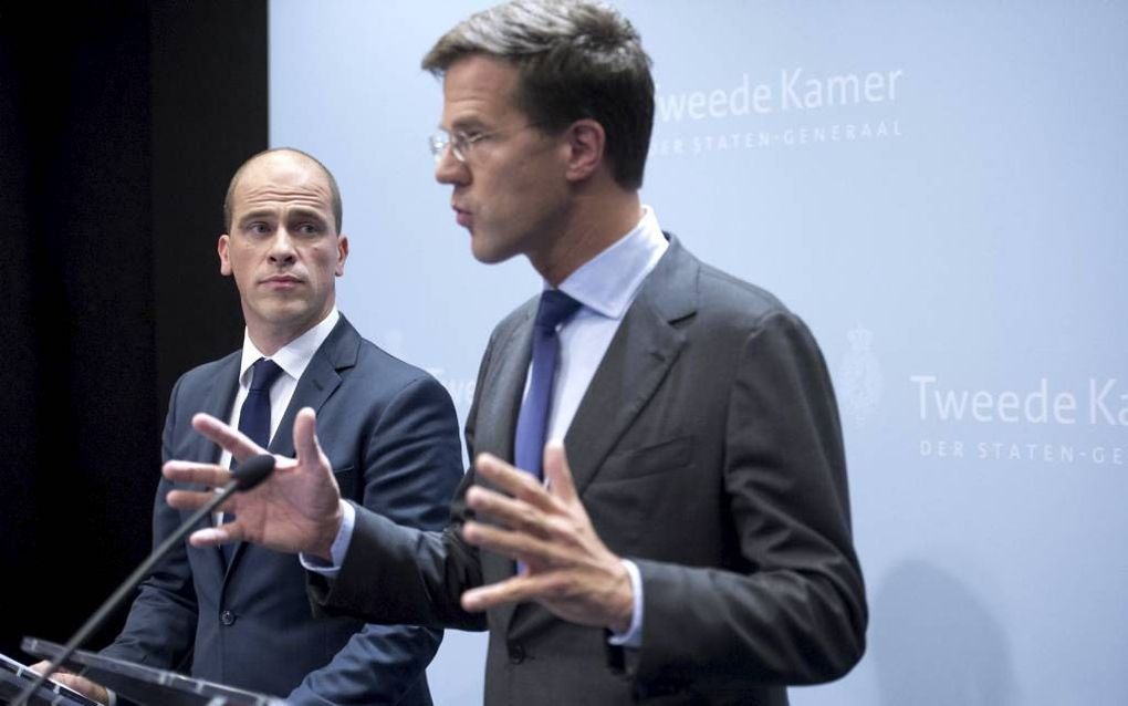 Rutte (r.) en Samsom (l.). Foto ANP