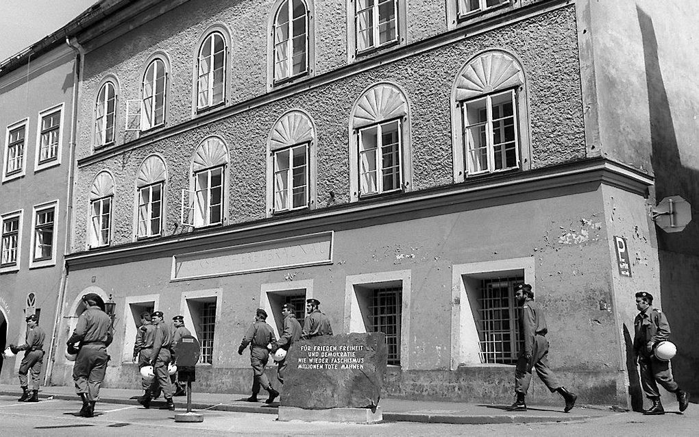 Archieffoto van geboortehuis Hitler in Braunau. Foto EPA