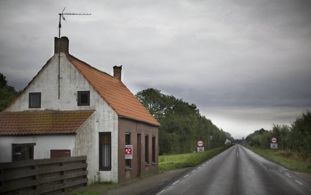 De weg tussen Axel en Zaamslag. Foto Sjaak Verboom