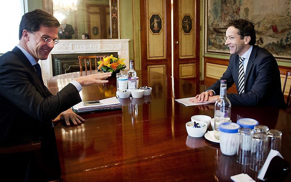 Rutte en Jeroen Dijsselbloem (Pvda), kandidaat voor de ministerspost op Financiën. Foto ANP