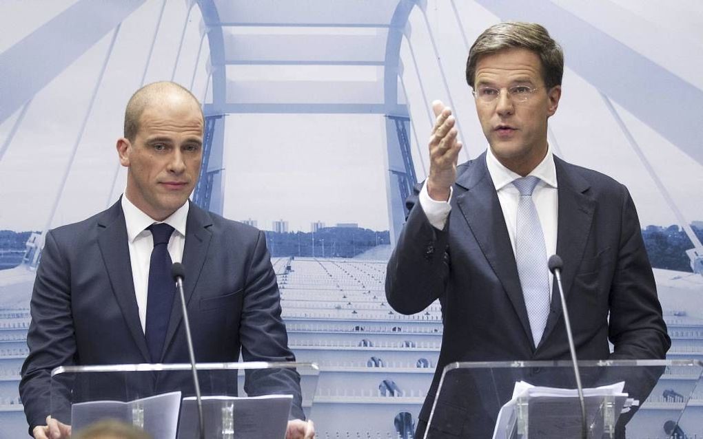 „Het probleem is dat Rutte en Samsom hun manier van denken vanuit een pragmatische, efficiënte overheid ook op de samenleving toepassen. Alsof ons land niet meer is dan een BV.”  Foto ANP