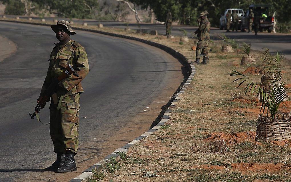 Nigeriaanse militairen op patrouille. Foto EPA