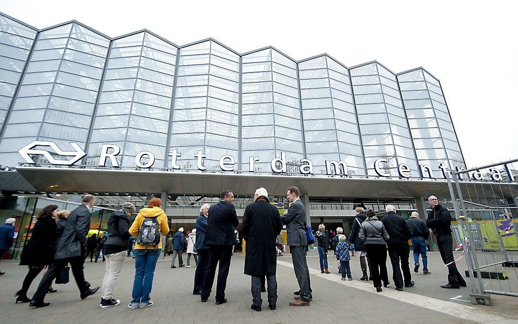 De ingang van de nieuwe reizigerspassage in het verbouwde NS station Rotterdam Centraal.  Foto ANP