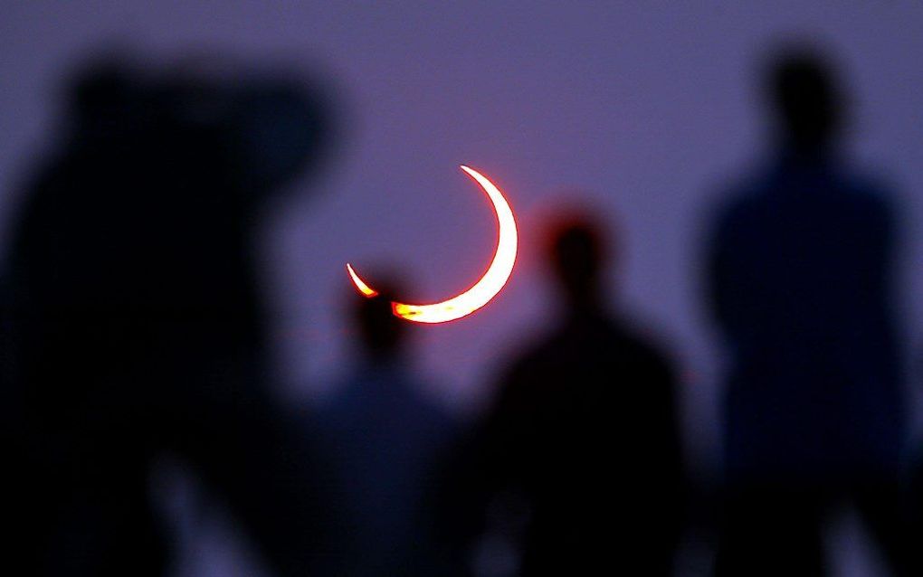 Het weer lijkt een spelbreker te worden voor duizenden mensen die naar het noorden van Australië zijn getrokken om de complete zonsverduistering te zien. Foto ANP