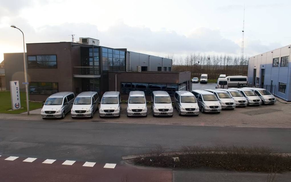 Taxi Baan uit Rijssen bestaat 75 jaar. Mark Baan: „Onze partners weten intussen wel waar ze bij ons aan toe zijn.”	Foto Taxi Baan