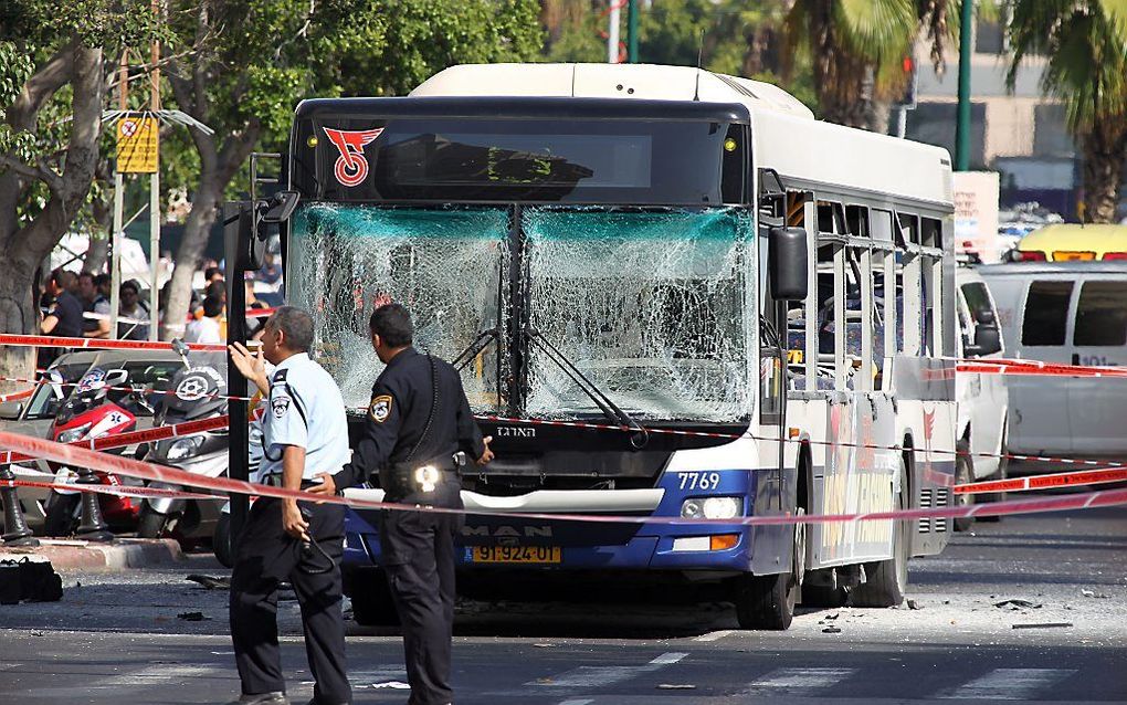 Door een bomaanslag in Tel Aviv raakten meer dan 20 mensen gewond. Foto EPA