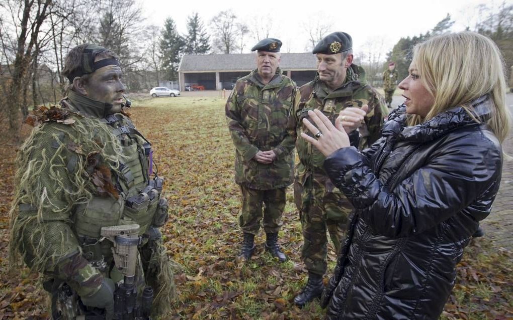 Minister Hennis-Plasschaert van Defensie.  Foto ANP