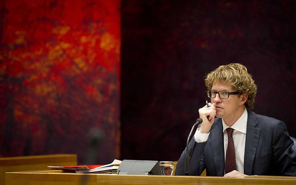 Staatssecretaris Dekker tijdens het debat donderdagavond in de Tweede Kamer. Foto ANP