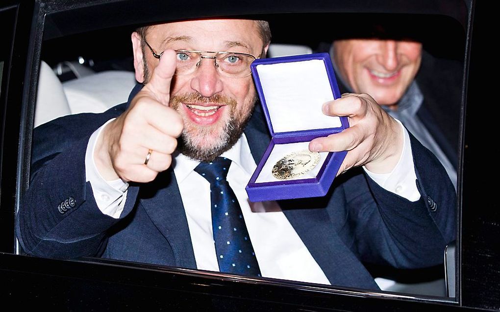 Schulz met zijn medaille. Foto EPA