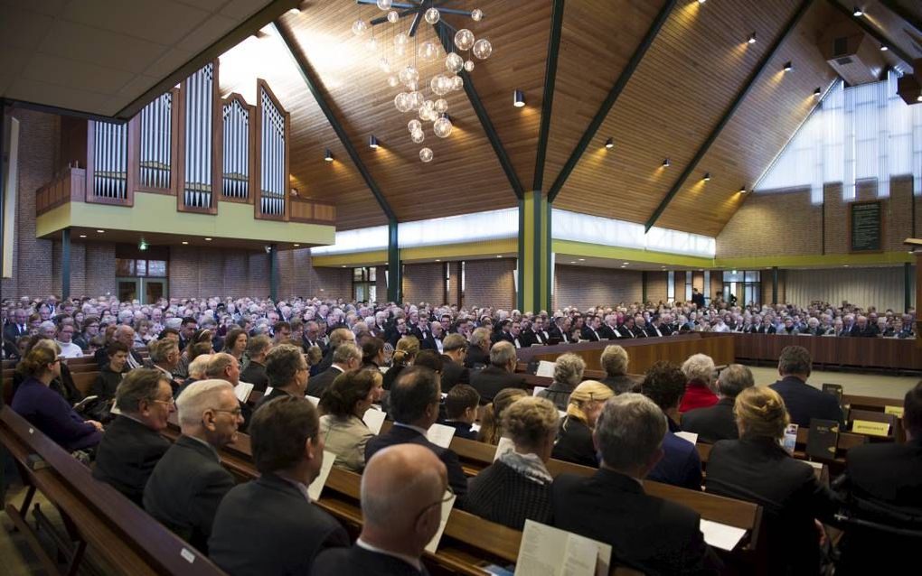 De jaarlijkse Israëldag van de Gereformeerde Gemeenten in het kerkgebouw van Hardinxveld werd vrijdag drukbezocht. Foto Cees van der Wal