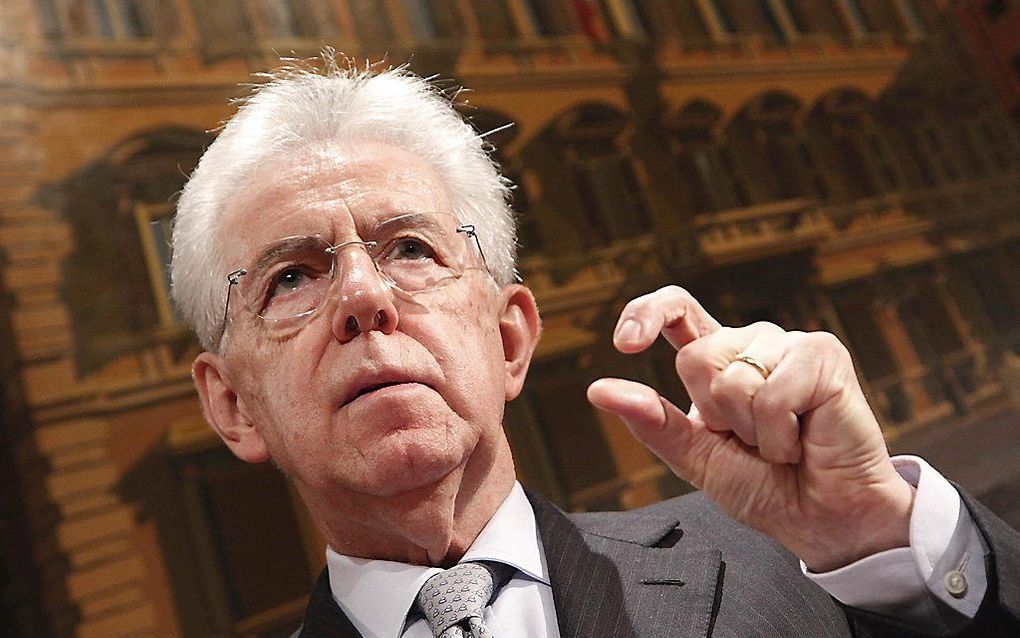 De Italiaanse economie staat er nu veel beter voor dan 13 maanden geleden, toen de derde economie van de eurozone dreigde te bezwijken onder de schuldencrisis. Dat stelde de aftredende regering onder leiding van Mario Monti maandag in een 18 pagina’s tell