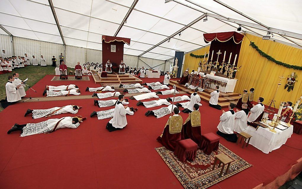 Een bijeenkomst van de priesterbroederschap St. Pius X. Foto EPA