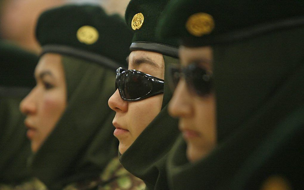 Vrouwelijke Afghaanse militairen rondden woensdag hun opleiding af. Foto EPA