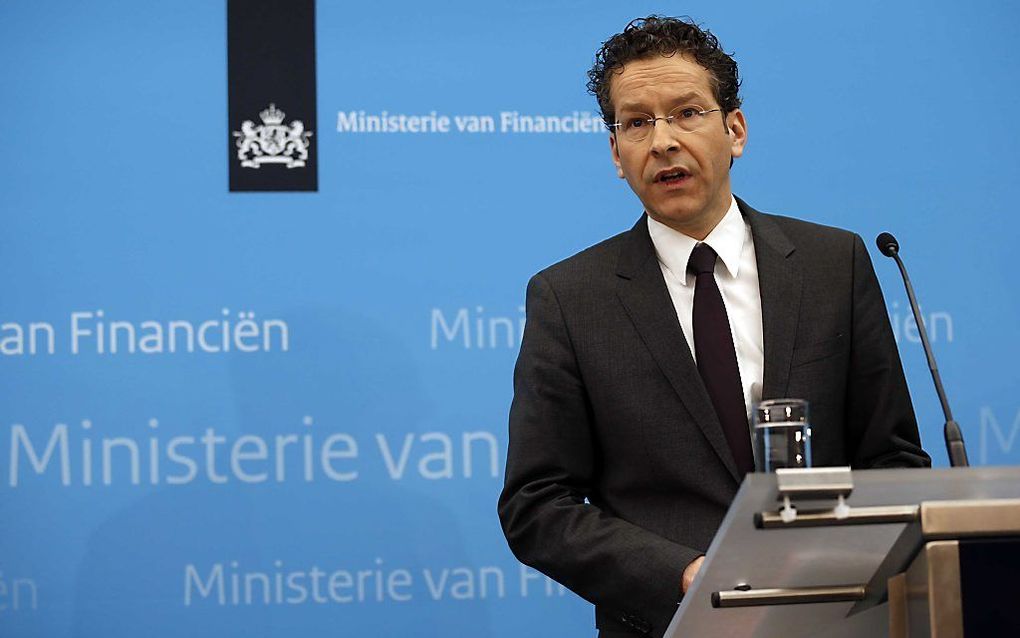 Minister Jeroen Dijsselbloem van Financien geeft toelichting op het besluit om SNS Reaal te nationaliseren. Foto ANP