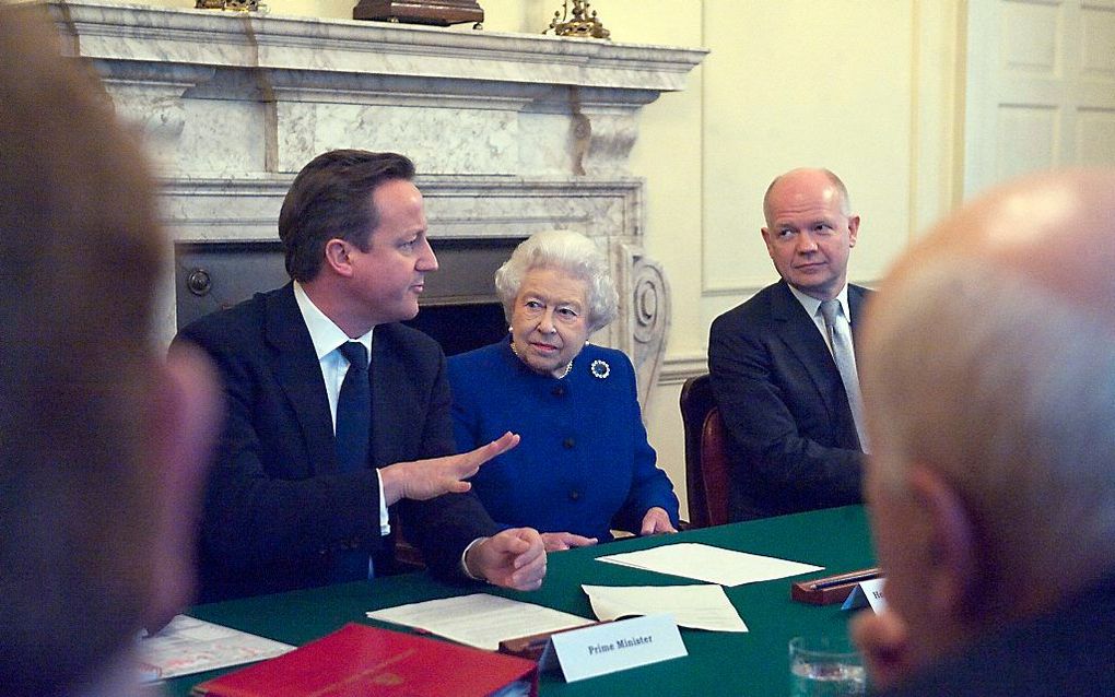 Koningin Elizabeth vergadert met het Britse kabinet. Foto EPA