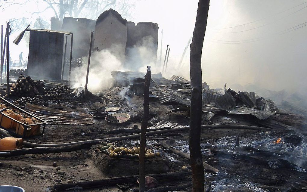 De gevolgen van een aanslag op een markt afgelopen week in Nigeria. De foto heeft geen verband met de rellen in Wukari. Foto EPA