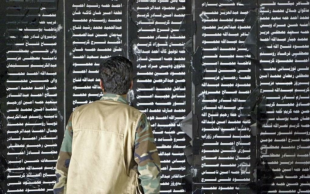 Een monument ter herinnering aan de 5000 omgekomen inwoners van de Koerdische plaats Halabja. Foto AFP