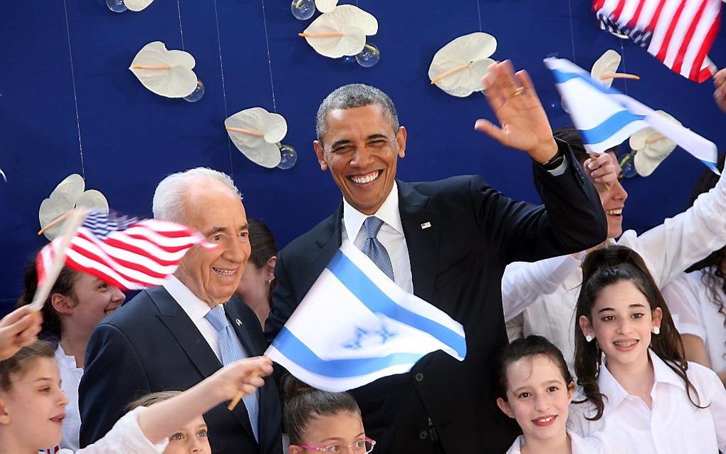 Obama ontmoet de Israelische president Shimon Peres. Foto EPA