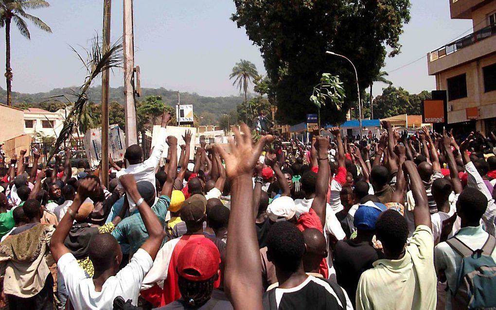 De VGKN doen voorbede voor Bangui. Foto: onrust in Bangui in december 2012. Foto EPA