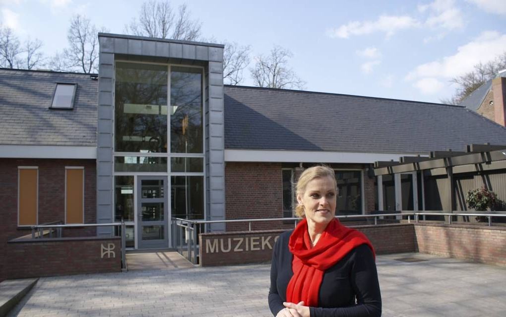 ChristenUnieraadslid Riezebos-Tessemaker uit Rijssen zet zich in voor steun aan kinderen uit minder draagkrachtige gezinnen. Foto Gerrit Dannenberg