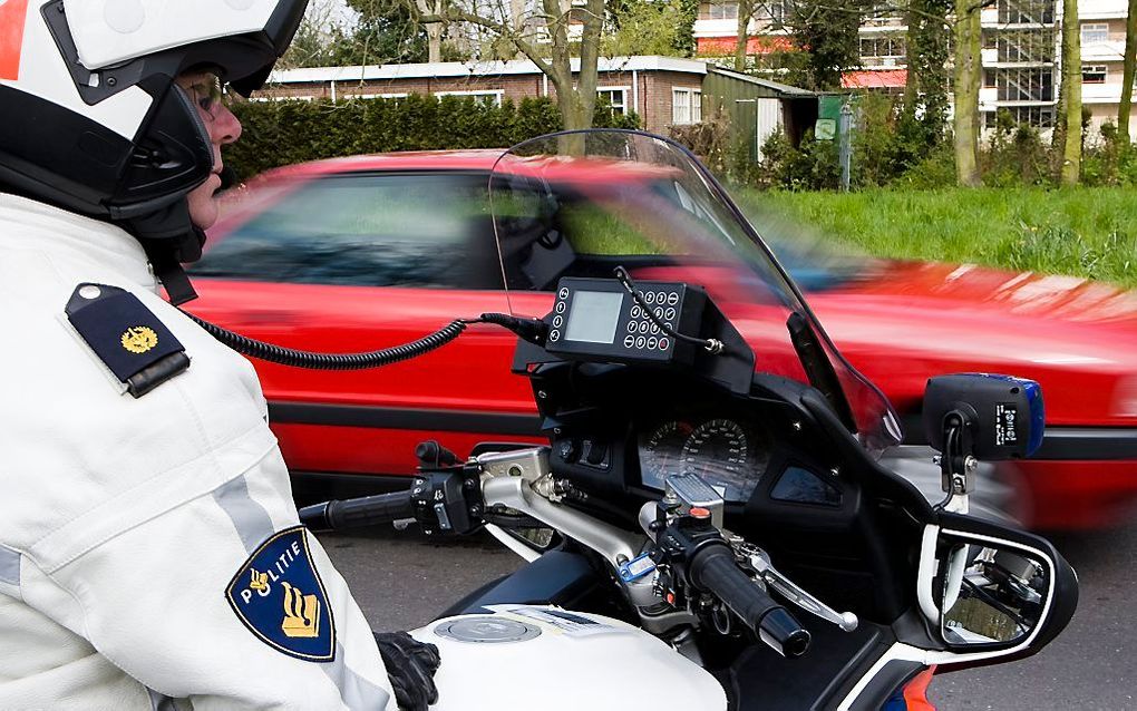 Consumenten betalen tegenwoordig tientallen euro’s méér voor hun autoverzekering dan een jaar geleden. Dat schrijft het AD. Foto ANP