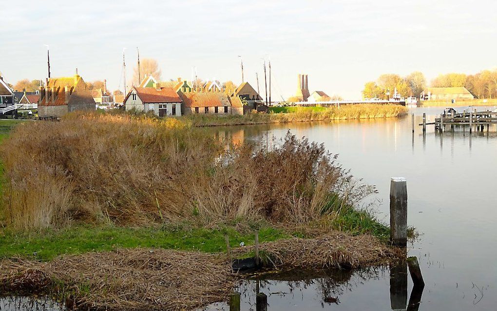 Het Zuiderzeemuseum in Enkhuizen gaat een kerkgang in klederdracht nadoen. Foto Gouwenaar, Wikimedia