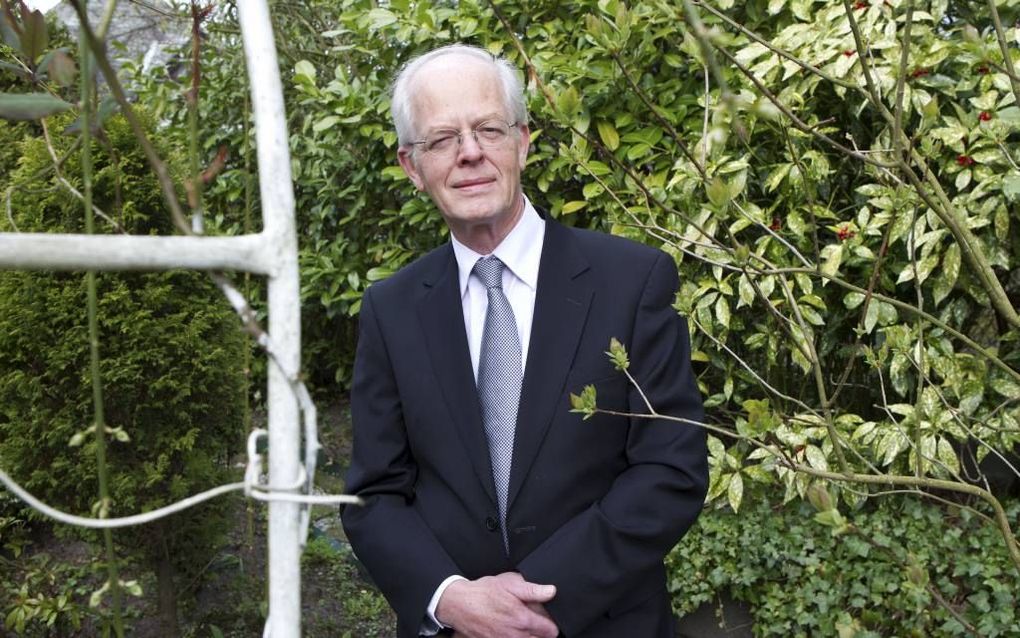 Dr. Van Sliedregt zag in de afgelopen veertig jaren vrucht op de prediking. „Dan ontdek je bij bezoekwerk dat mensen door de Heere en Zijn Woord op het spoor van de bekering worden gezet.” beeld RD, Anton Dommerholt