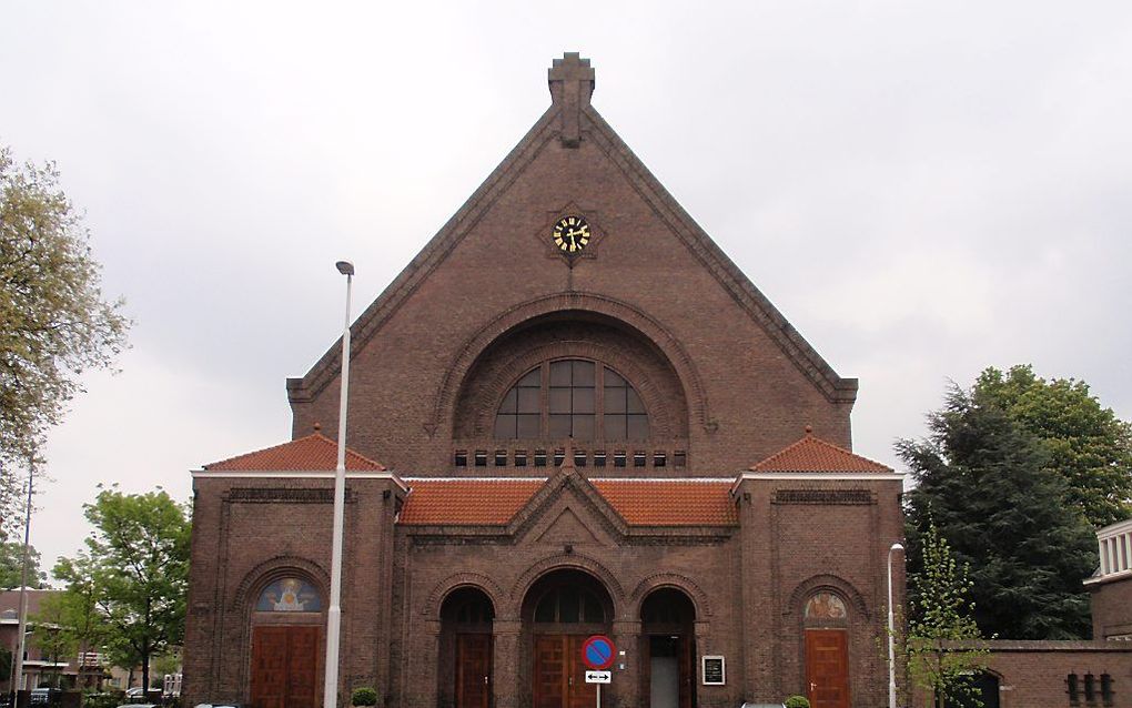 De parochie van pastoor Schilder in Tilburg wil niet zomaar samengaan met een andere parochie. Beeld Ron Maijen, Wikimedia