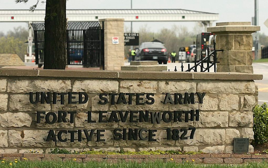 De Amerikaanse sergeant Robert Bales, die ervan verdacht wordt vorig jaar in Afghanistan een slachting te hebben aangericht onder burgers, heeft een regeling getroffen met de openbare aanklager.  Beeld EPA