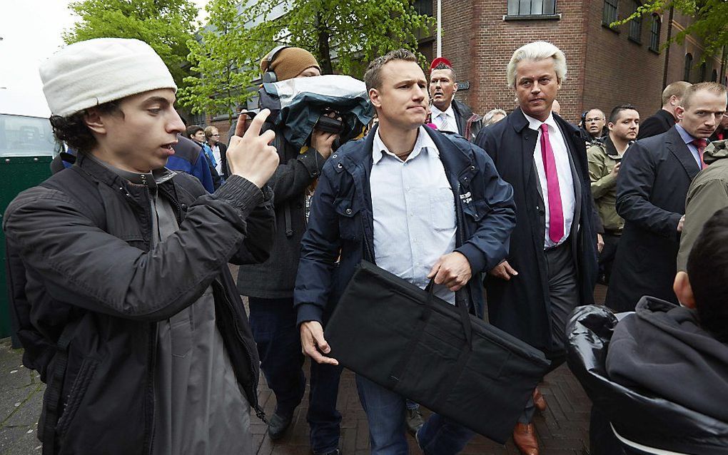 Geert Wilders bezoekt de Haagse Schilderswijk. Foto ANP