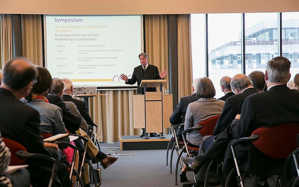 Prof. dr. A. Baars tijdens de CGO-bijeenkomst in Gouda. Foto's Martin Droog