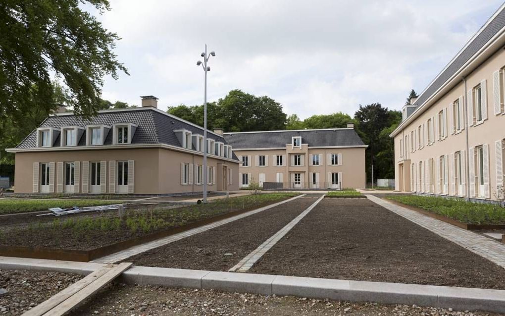 DOORN. Het nieuwe gemeentehuiscomplex in Doorn kost de gemeente Utrechtse Heuvelrug 25 miljoen euro). Links op deze foto gebouw C dat niet door de gemeente wordt gebruikt, maar wordt verhuurd aan de Regionale ICT Dienst. beeld André Dorst