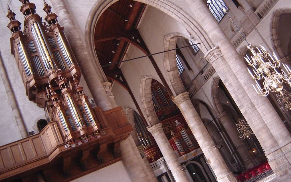 De Stichting Laurens­kerk Rotterdam start in september een nieuwe actie om de aandacht te vestigen op de penibele financiële situatie van het kerkgebouw. Beeld RD