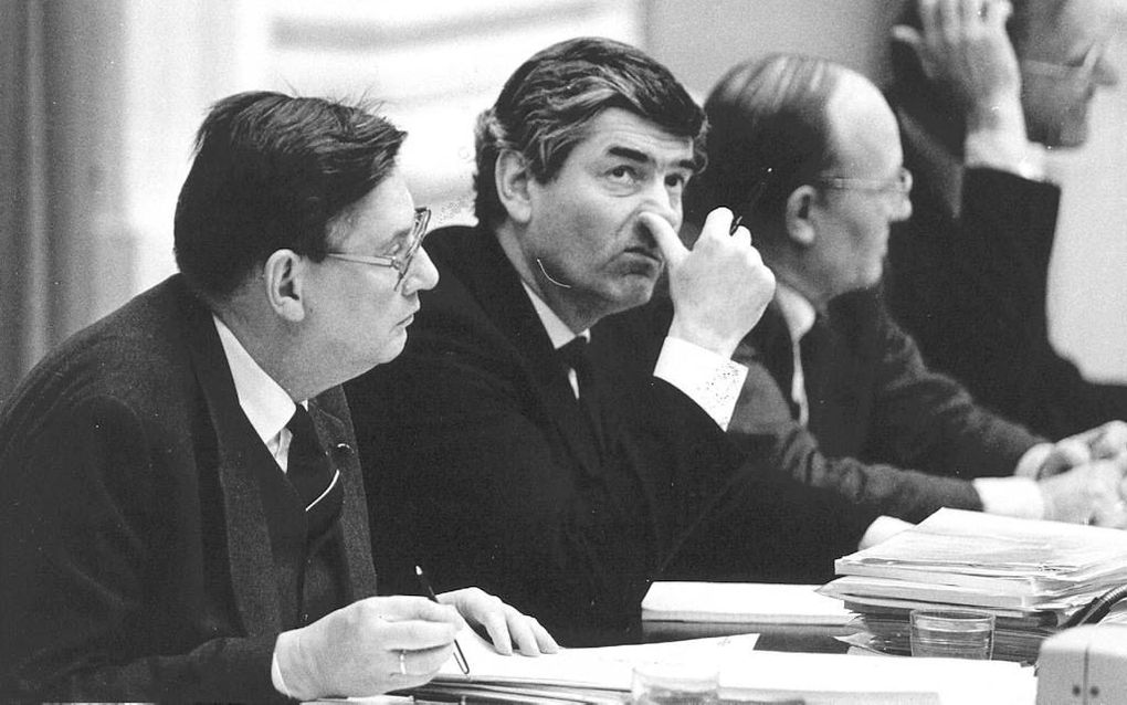 De Tweede Kamer debatteert eind 1984 met het eerste kabinet-Lubbers over de uitkomsten van de RSV-enquête. V.l.n.r. Van Aardenne (Economische Zaken), Lubbers, Rietkerk (Binnenlandse Zaken) en Ruding (Financiën). beeld ANP