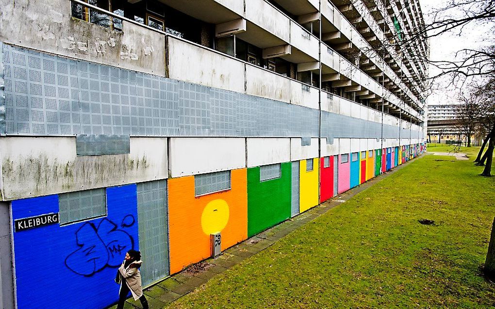 In Amsterdam-Zuidoost moet een nieuwe kloostergemeenschap van de grond komen. Johannes van den Akker hoopt dat het klooster kan beginnen in de flat Kleiburg in de Bijlmer. Beeld ANP