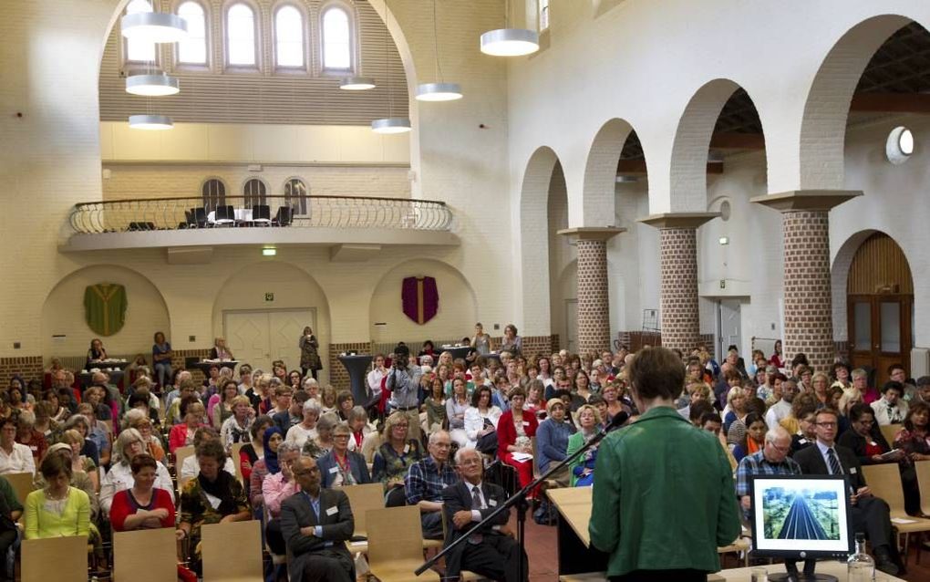 Zo’n 250 docenten levensbeschouwelijke vorming in het openbaar onderwijs bezochten vrijdag een studiedag in Amersfoort. Foto RD, Anton Dommerholt